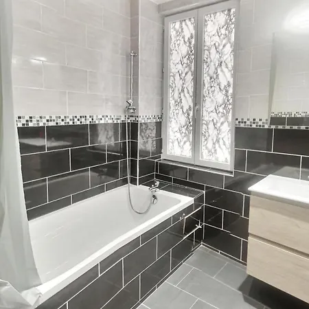 Hyper Centre Palais De Justice דירה